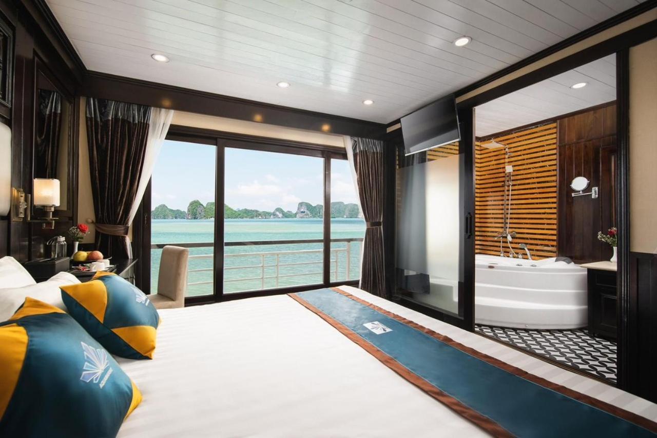Отель Aquamarine Premium Cruise Халонг Экстерьер фото